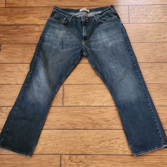 Wrangler Blue Relaxed Jeans with Classic Denim Look 38×32 - Picture 1 of 6